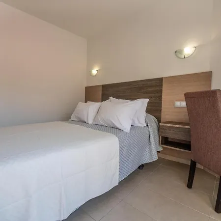 Montemar *** Superior 호텔 오그로브