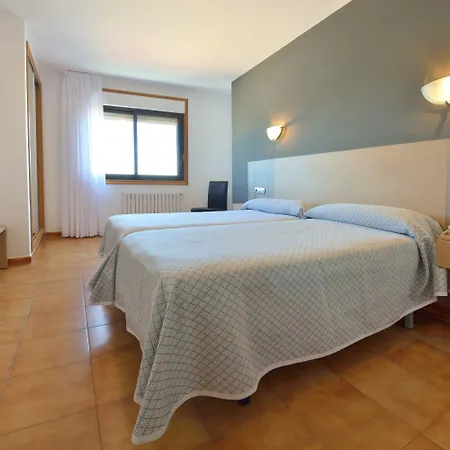 Montemar *** Superior 3* オ・グローベ