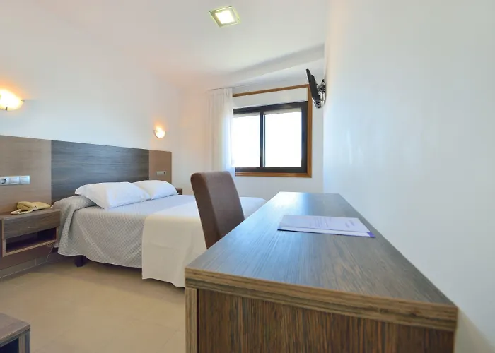 Montemar *** Superior מלון או גרובה