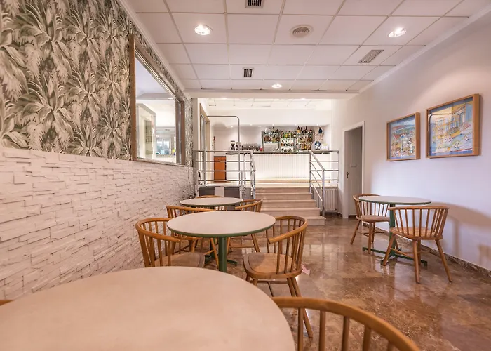 Montemar *** Superior מלון או גרובה